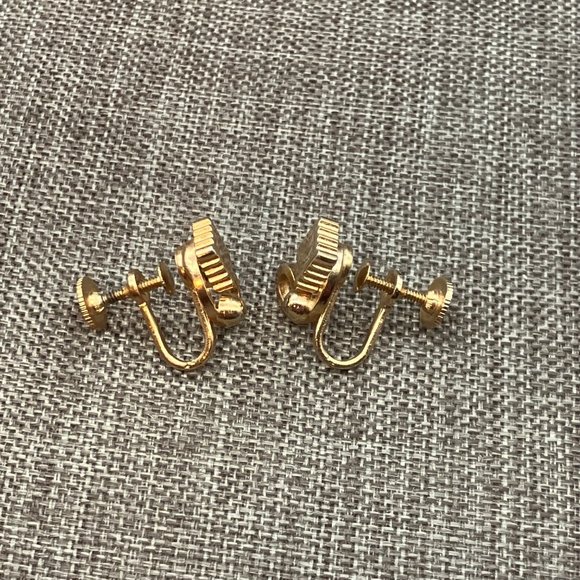 Alice Clip On Earrings Gold Diamond Swirl Ball Screw Back Vintage Retro Granny - Picture 5 of 8